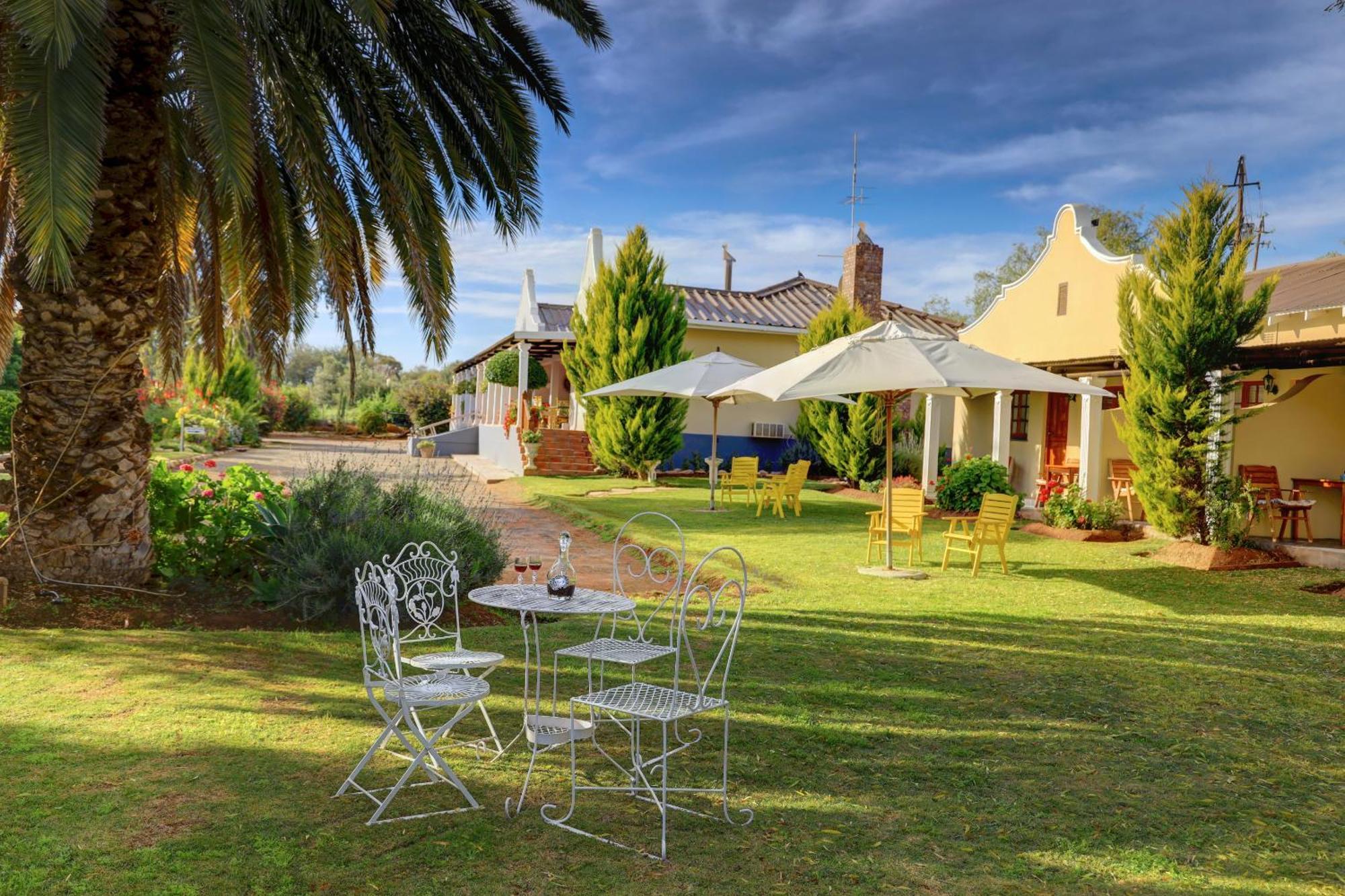 Thylitshia Villa Country Guest House Oudtshoorn Exteriör bild